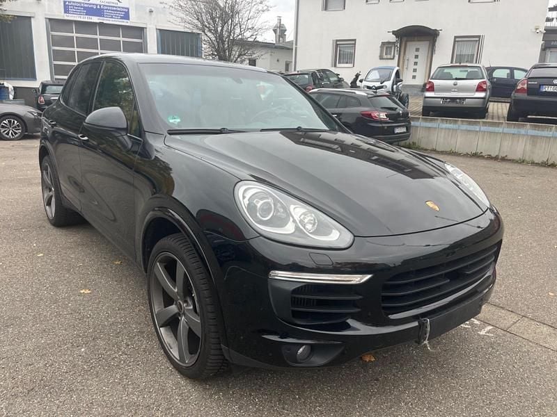 Schwarz Gebraucht 2017 Porsche Cayenne SUV | 22.500 € - Bild 1/4