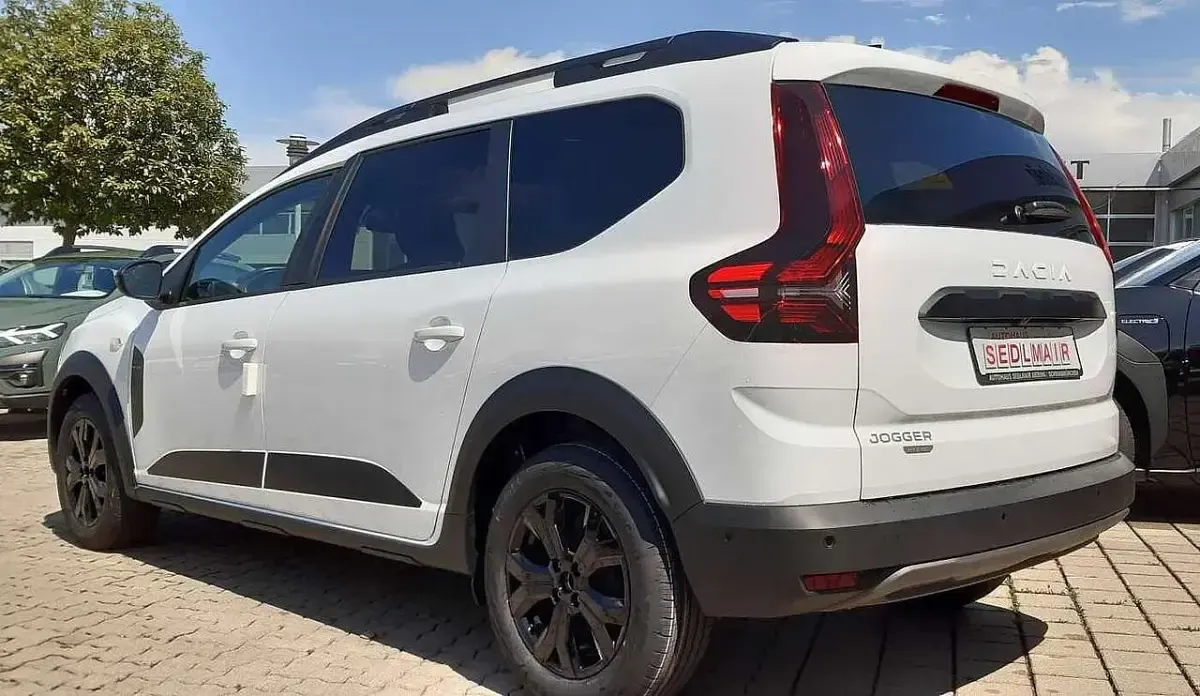 Neu Dacia Jogger Extreme 141 PS (103 kW) 2025 Arktisweiß Van / Kleinbus