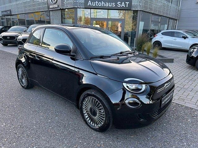Schwarz Gebraucht 2022 Fiat 500e | 19.999 € (Fairer Preis) - Bild 1/4