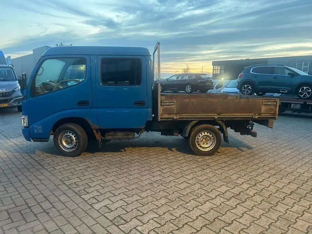 Gebraucht Toyota Dyna 109 PS (80 kW) 2011 Blau Pickup