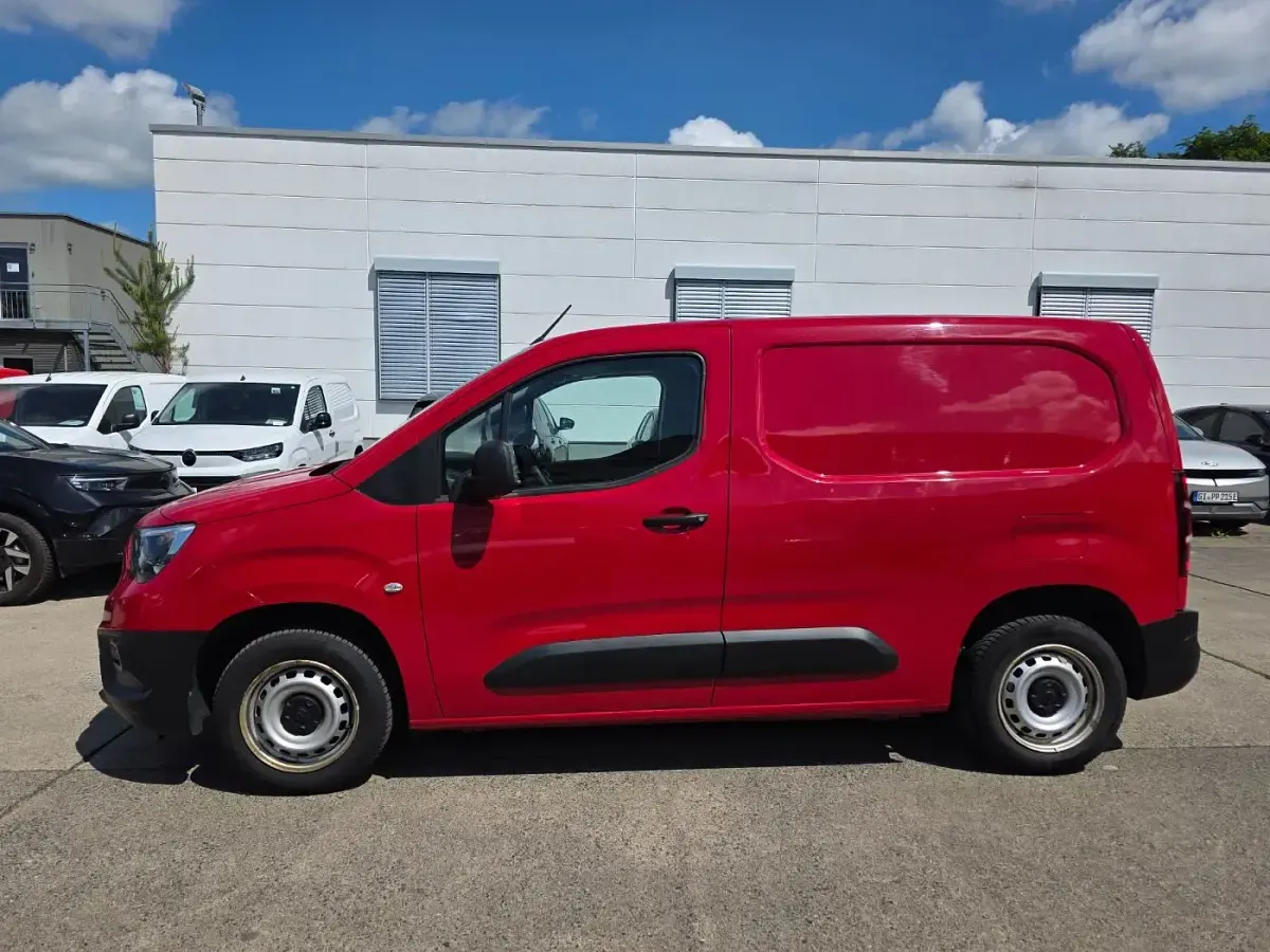 Gebraucht Opel Combo Edition 110 PS (80 kW) 2021 Rubin rot Van / Kleinbus