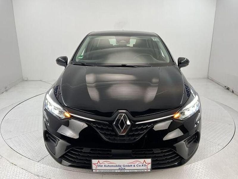 Gebraucht Renault Clio V Equilibre 143 PS (105 kW) 2023 Schwarz Kleinwagen