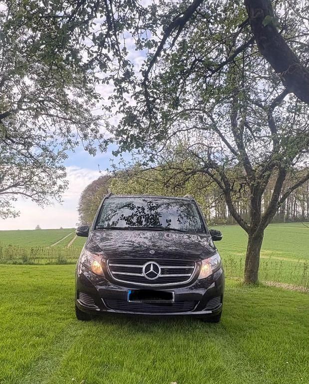 Usata Mercedes V220 Edition 163 CV (119 kW) 2017 Nero Monovolume