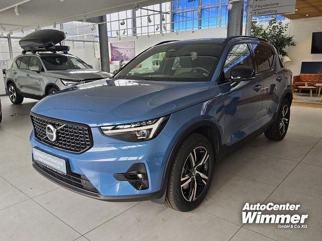 Gebraucht Volvo XC40 Plus 197 PS (144 kW) 2024 Blau SUV