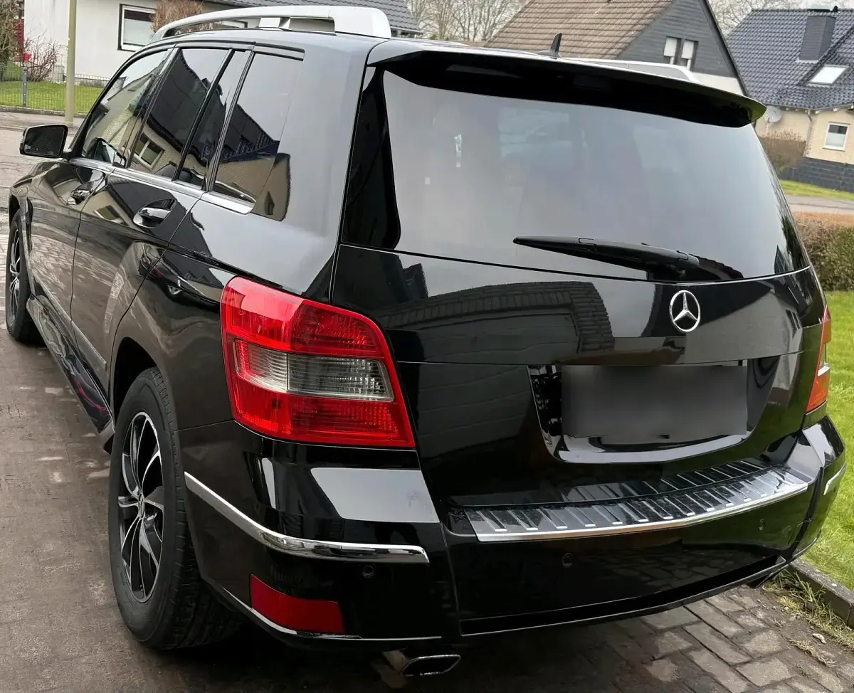 Używany Mercedes GLK320 224 KM (164 kW) 2010 Czarny SUV