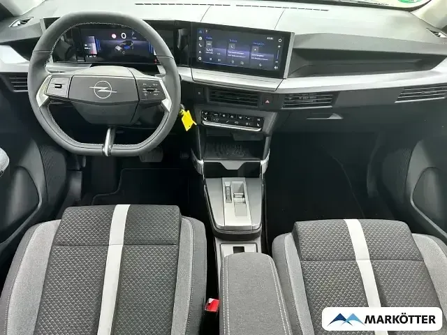 Neu Opel Frontera 146 PS (107 kW) 2026 Gruen SUV