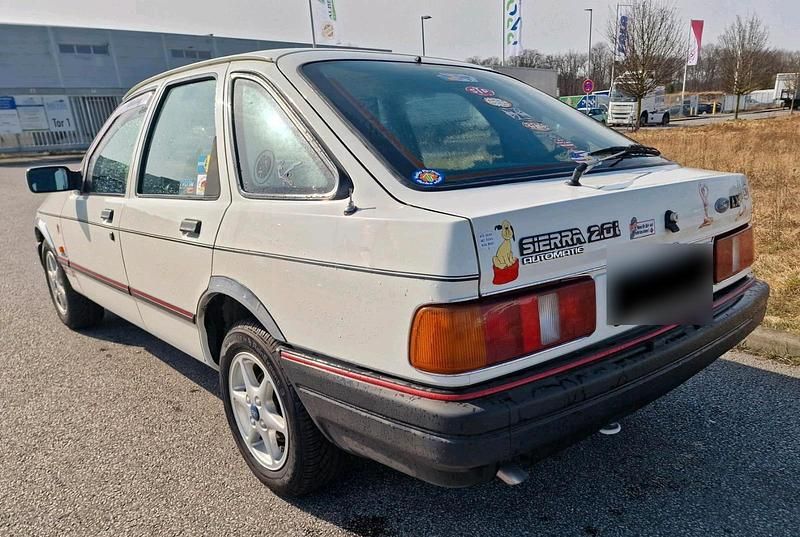 Gebraucht Ford Sierra 101 PS (74 kW) 1989 Weiß Limousine