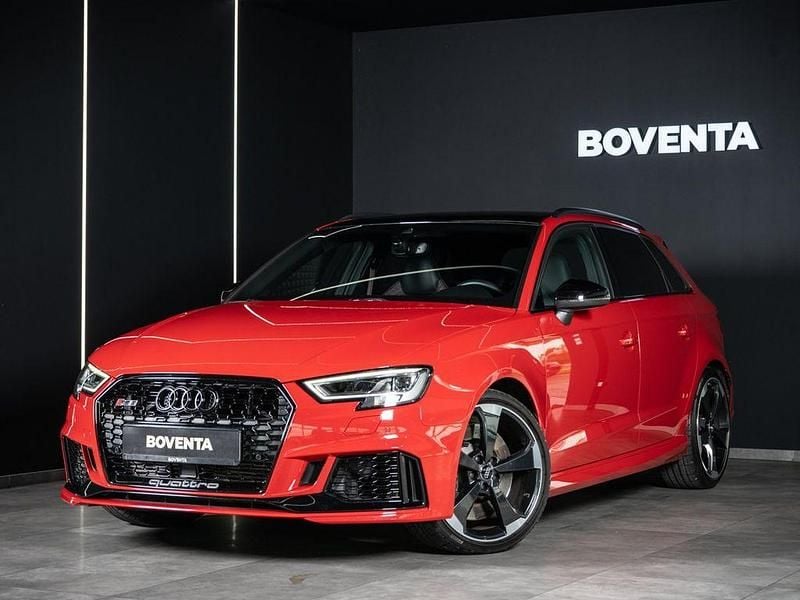 Tangorot Gebraucht 2020 Audi RS3 Sportback Sport Kleinwagen | 44.850 € (Fairer Preis) - Bild 1/4