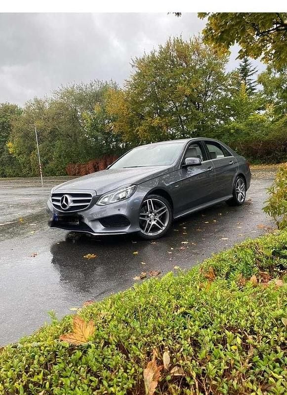 Gebraucht 2016 Mercedes E200 Edition Limousine | 21.500 € (Etwas zu teuer) - Bild 1/4