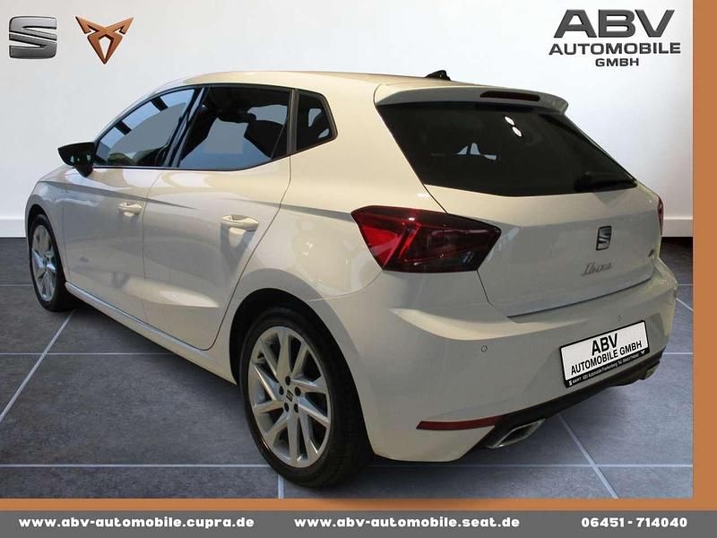 Gebraucht Seat Ibiza FR 110 PS (80 kW) 2023 Weiß Kleinwagen