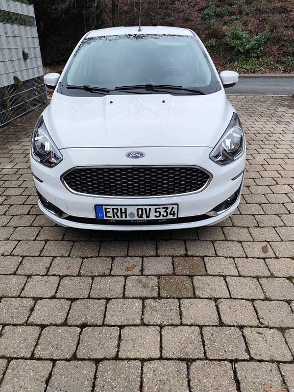 Gebraucht Ford Ka Trend 71 PS (52 kW) 2019 Weiß Kleinwagen