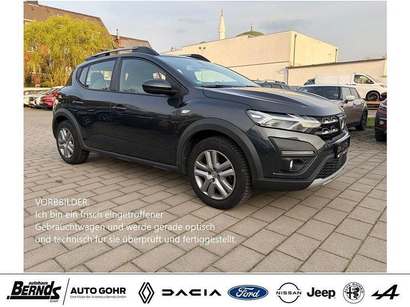 Gebraucht Dacia Sandero Stepway 110 PS (80 kW) 2023 Grau Kleinwagen
