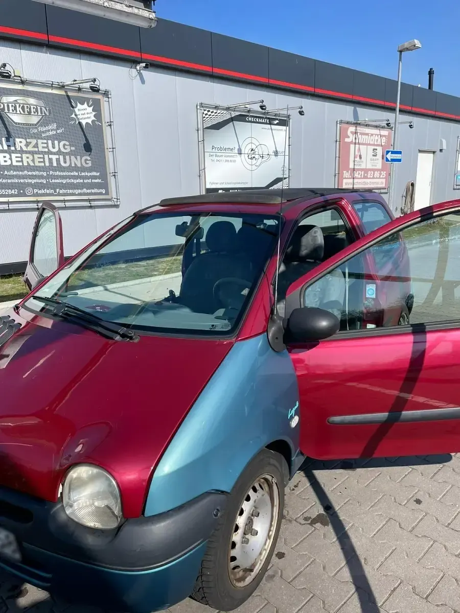 Gebraucht Renault Twingo 58 PS (42 kW) 2005 Rot Kleinwagen