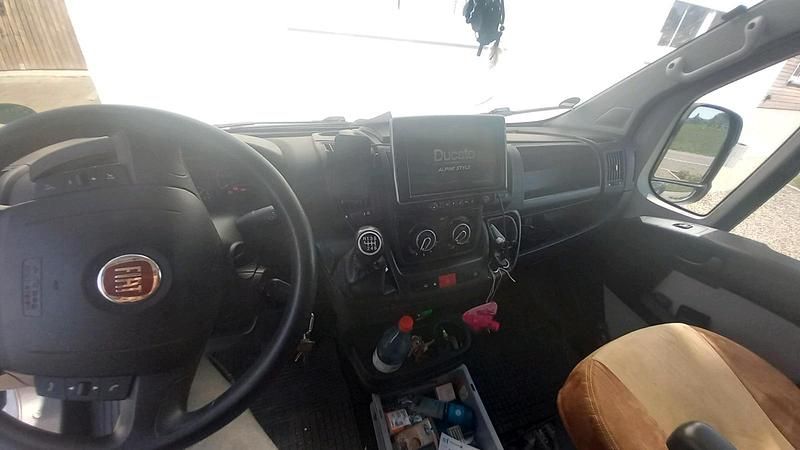 Gebraucht Fiat Ducato 150 PS (110 kW) 2016 Blau Van