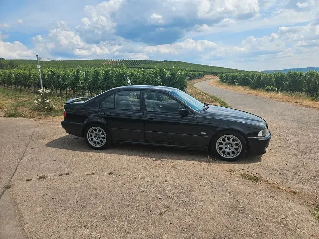 Gebraucht BMW 523 Performance 170 PS (125 kW) 1997 Schwarz Limousine