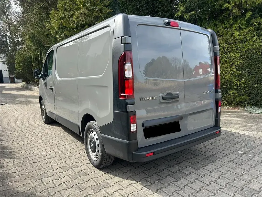 Usata Renault Trafic 125 CV (91 kW) 2019 Grigio Monovolume