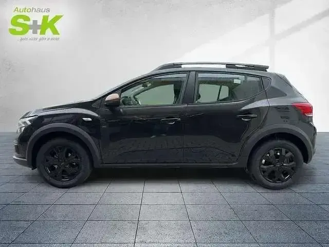 Gebraucht Dacia Sandero Extreme 111 PS (81 kW) 2025 Perlmuttschwarz metallic (schwarz) Kleinwagen