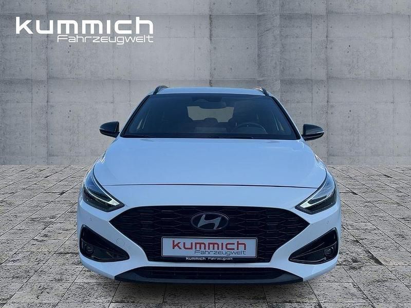 Gebraucht Hyundai i30 Advantage 101 PS (74 kW) 2025 Weiß Kombi