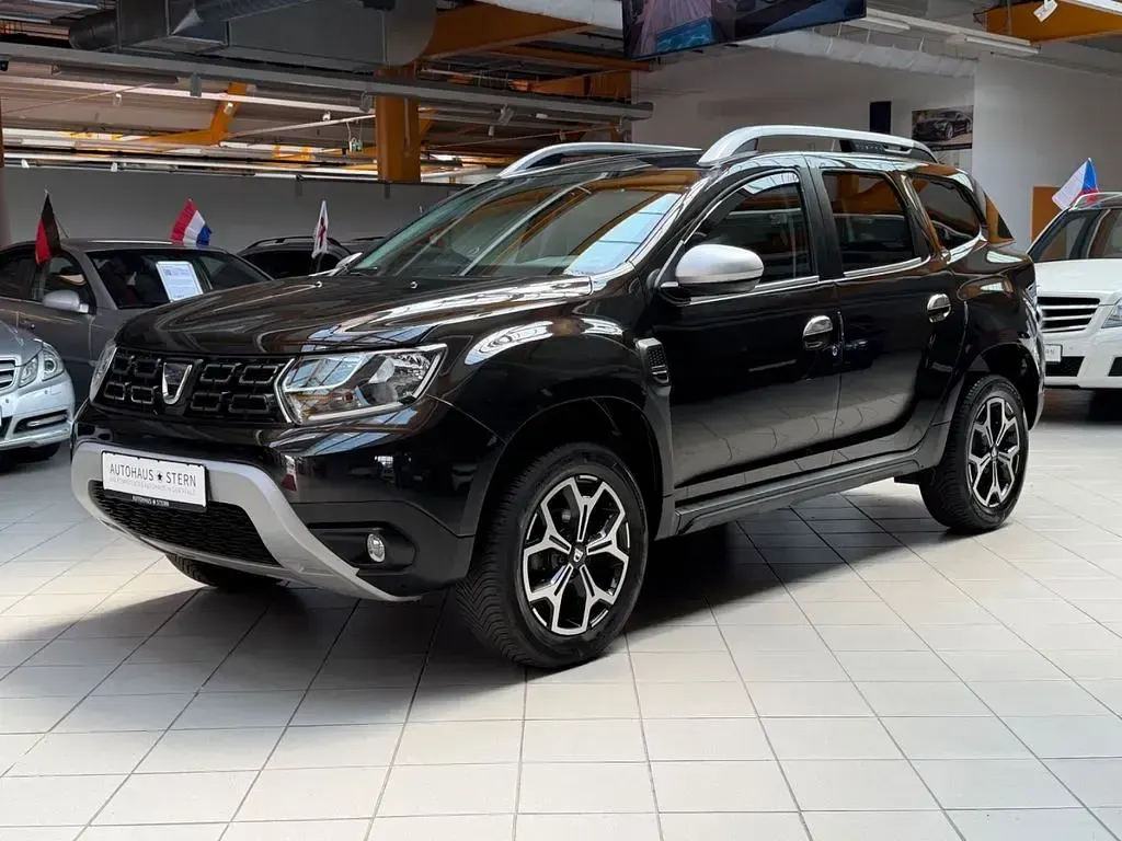 Gebraucht Dacia Duster Prestige 114 PS (83 kW) 2019 Schwarz SUV