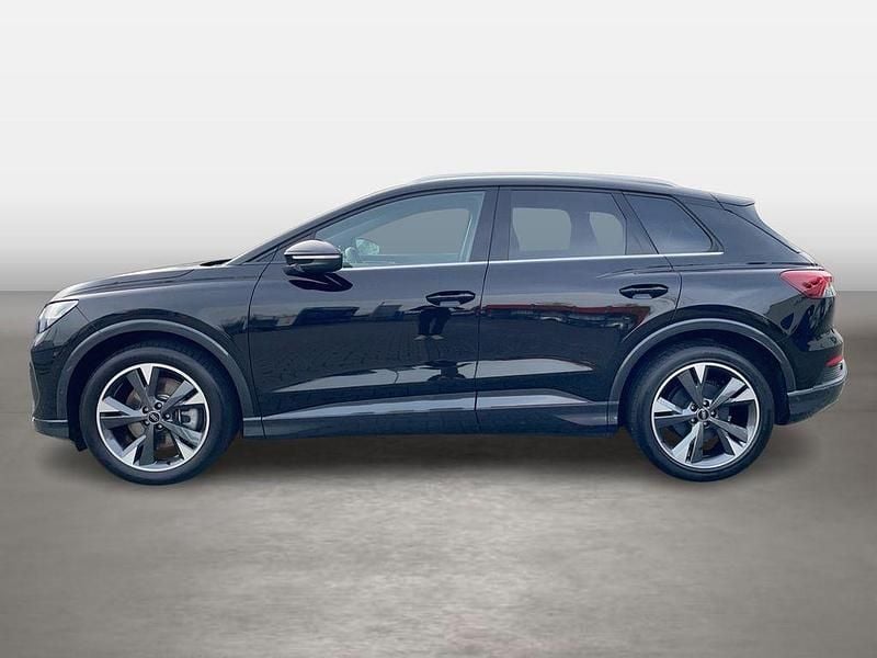Gebraucht Audi Q4 e-tron Basis 219 kW (299 PS) 2023 Schwarz SUV