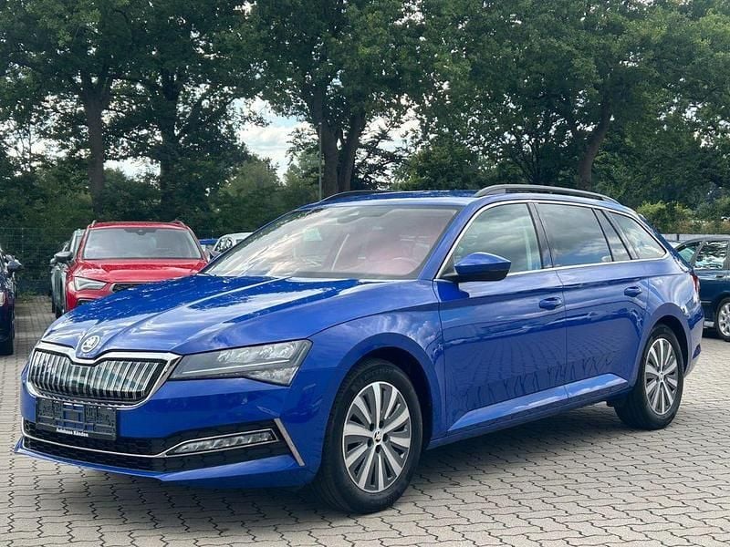 Gebraucht Skoda Superb Ambition 218 PS (160 kW) 2022 Blau Kombi