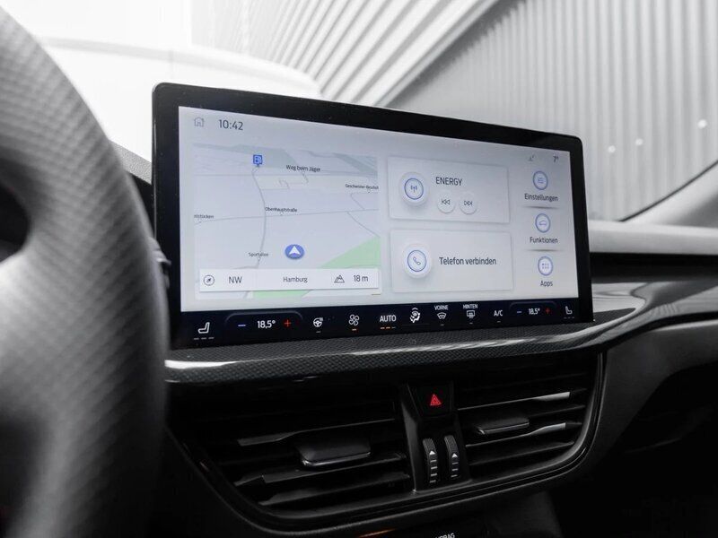 Gebraucht Ford Focus ST-Line X 125 PS (91 kW) 2023 Moondust silver Kombi