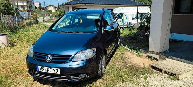 Blau Gebraucht 2009 VW Golf Plus United Van / Kleinbus | 3.490 € - Bild 1/4