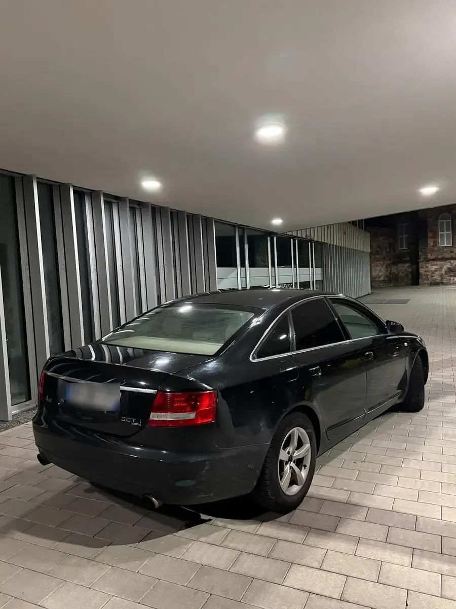 Second-hand Audi A6 230 CP (169 kW) 2006 Negru Berlinǎ