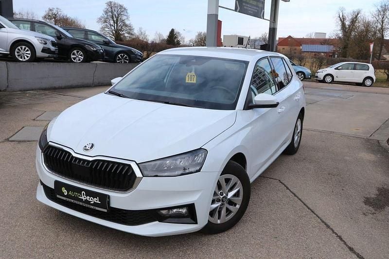 Gebraucht Skoda Fabia Selection 95 PS (69 kW) 2025 Weiß Kleinwagen