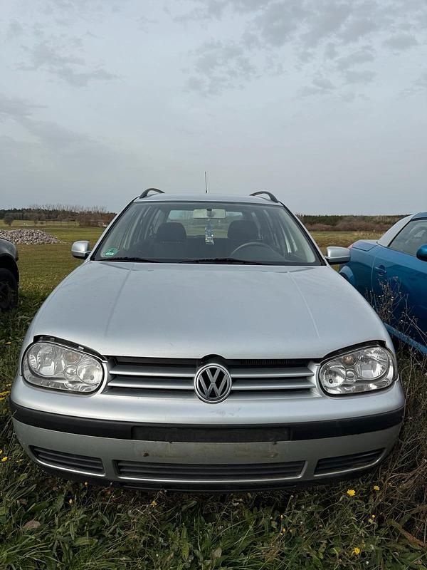 Gebraucht VW Golf IV 90 PS (66 kW) 2001 Kombi