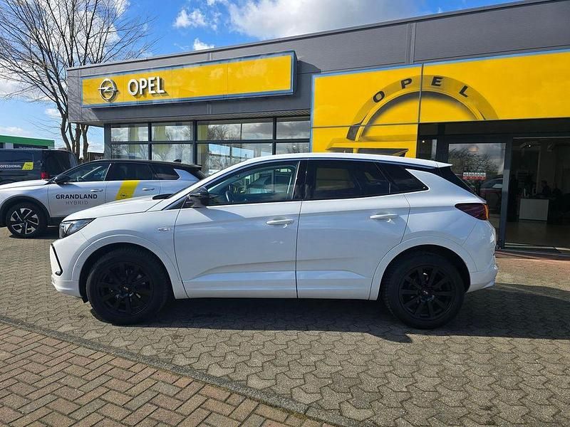 Gebraucht Opel Grandland X Elegance 131 PS (96 kW) 2023 Jade weiss/arktis weiss SUV