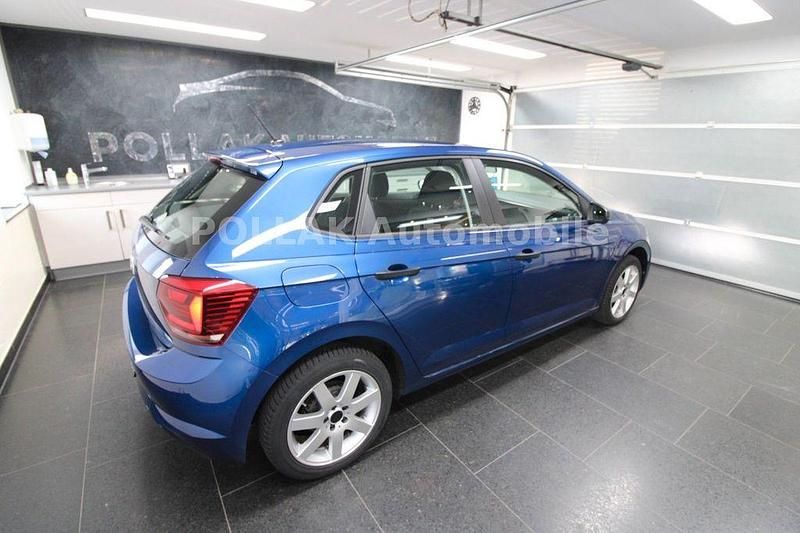 Gebraucht VW Polo Trendline 65 PS (47 kW) 2019 Blau Kleinwagen