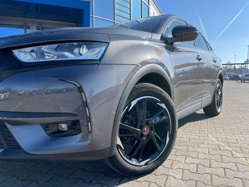 Gebraucht DS Automobiles DS7 Crossback Performance 131 PS (96 kW) 2022 Grau SUV