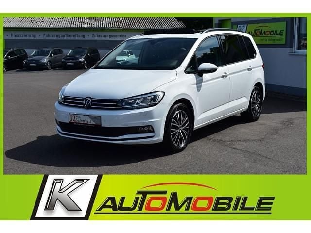 Weiß Gebraucht 2023 VW Touran Van / Kleinbus | 29.860 € (Guter Preis) - Bild 1/4