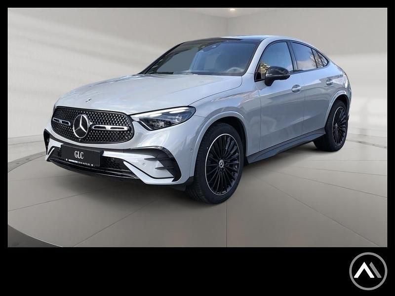 Grau manufaktur lack manufaktu Gebraucht 2025 Mercedes GLC450 AMG Coupé | 88.579 € (Etwas zu teuer) - Bild 1/4