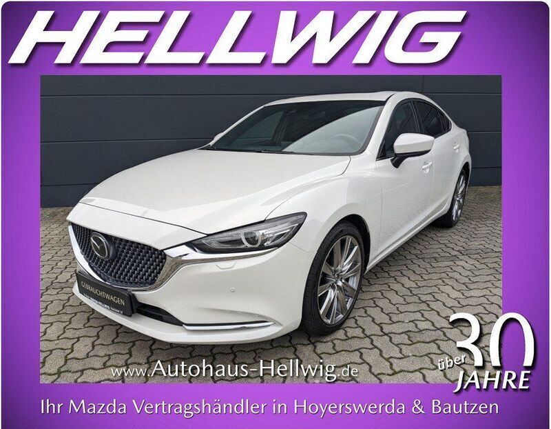 Rhodium white metallic (metallic) Gebraucht 2023 Mazda 6 Takumi-Line Limousine | 31.580 € (Guter Preis) - Bild 1/4