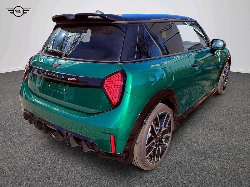 Gebraucht Mini John Cooper Works 231 PS (169 kW) 2025 Grün Kleinwagen
