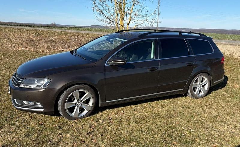 Gebraucht VW Passat Comfortline 211 PS (155 kW) 2013 Braun Kombi