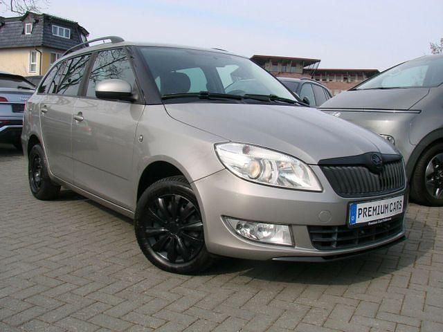 Gebraucht Skoda Fabia Fresh 75 PS (55 kW) 2013 Beige metallic Kombi