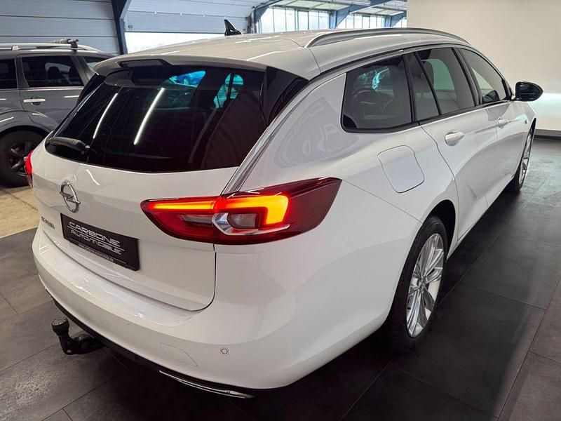 Gebraucht Opel Insignia Business 174 PS (127 kW) 2021 Weiß Kombi