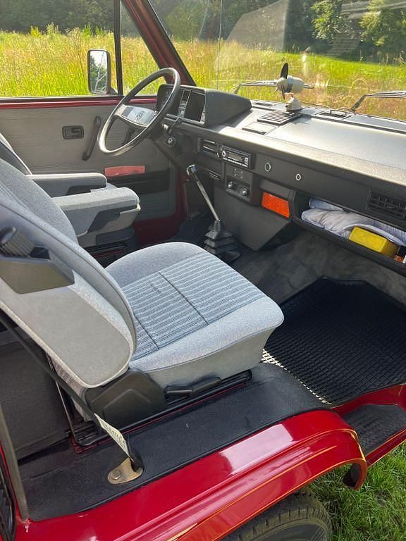 Gebraucht VW T3 69 PS (50 kW) 1986 Rot Van