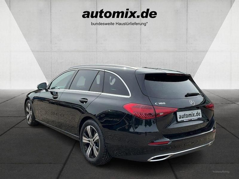 Gebraucht Mercedes C180 Avantgarde 170 PS (125 kW) 2023 Schwarz Limousine