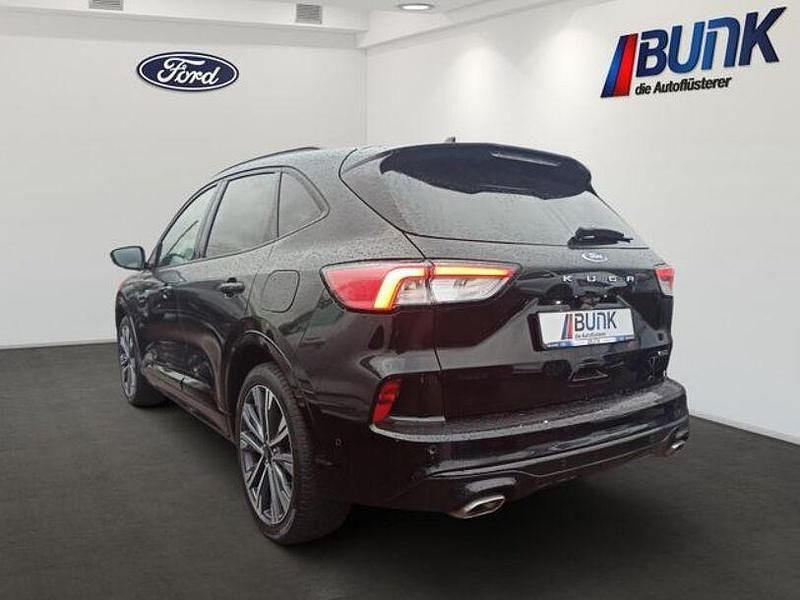 Gebraucht Ford Kuga ST-Line X 224 PS (164 kW) 2022 Agate black met SUV