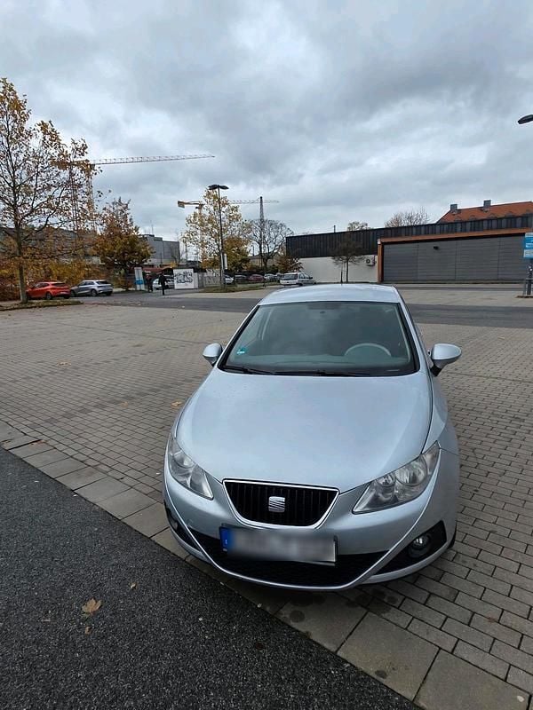 Grau Gebraucht 2011 Seat Ibiza Stylance Kleinwagen | 4.200 € (Guter Preis) - Bild 1/4