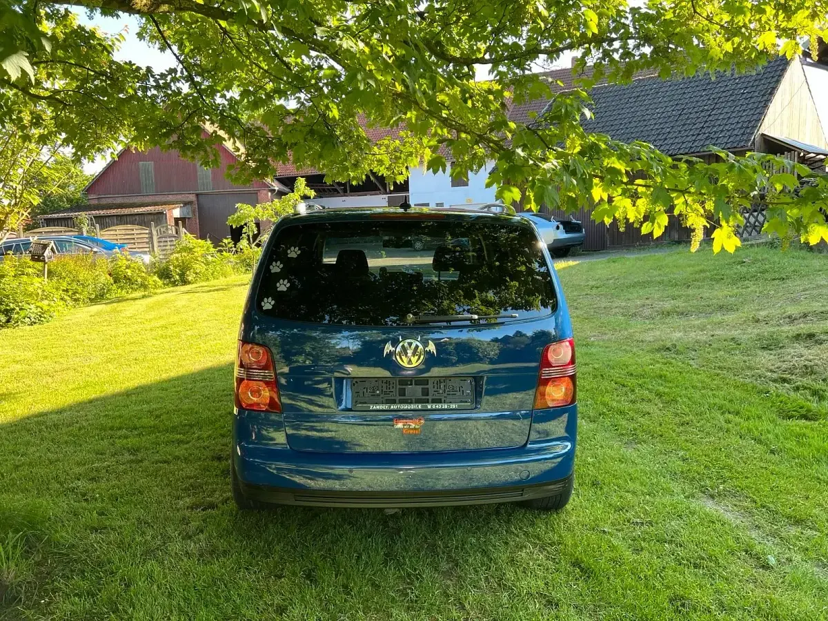 Gebraucht VW Touran 140 PS (102 kW) 2007 Blau Van / Kleinbus
