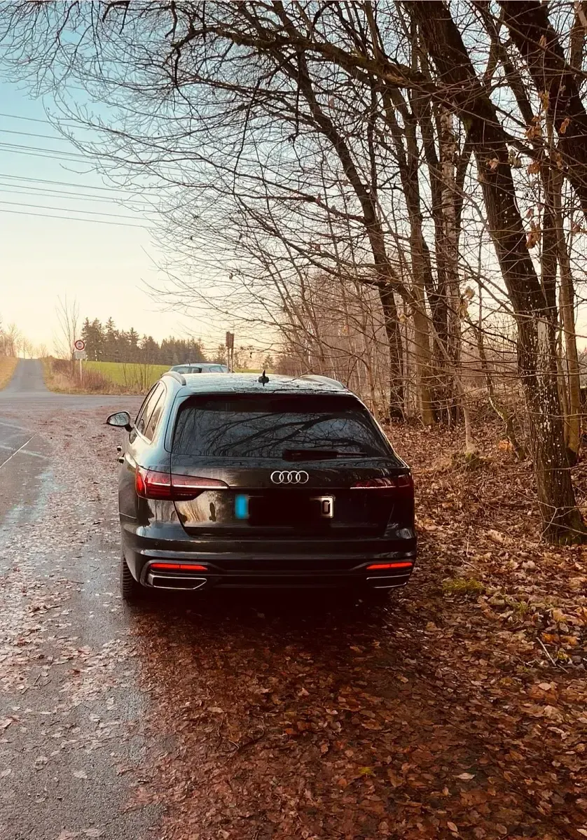Gebraucht Audi A4 204 PS (150 kW) 2021 Schwarz Kombi