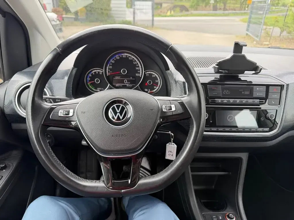 Brugt VW e-up! 61 kW (83 HK) 2022 Sølv Hatchback