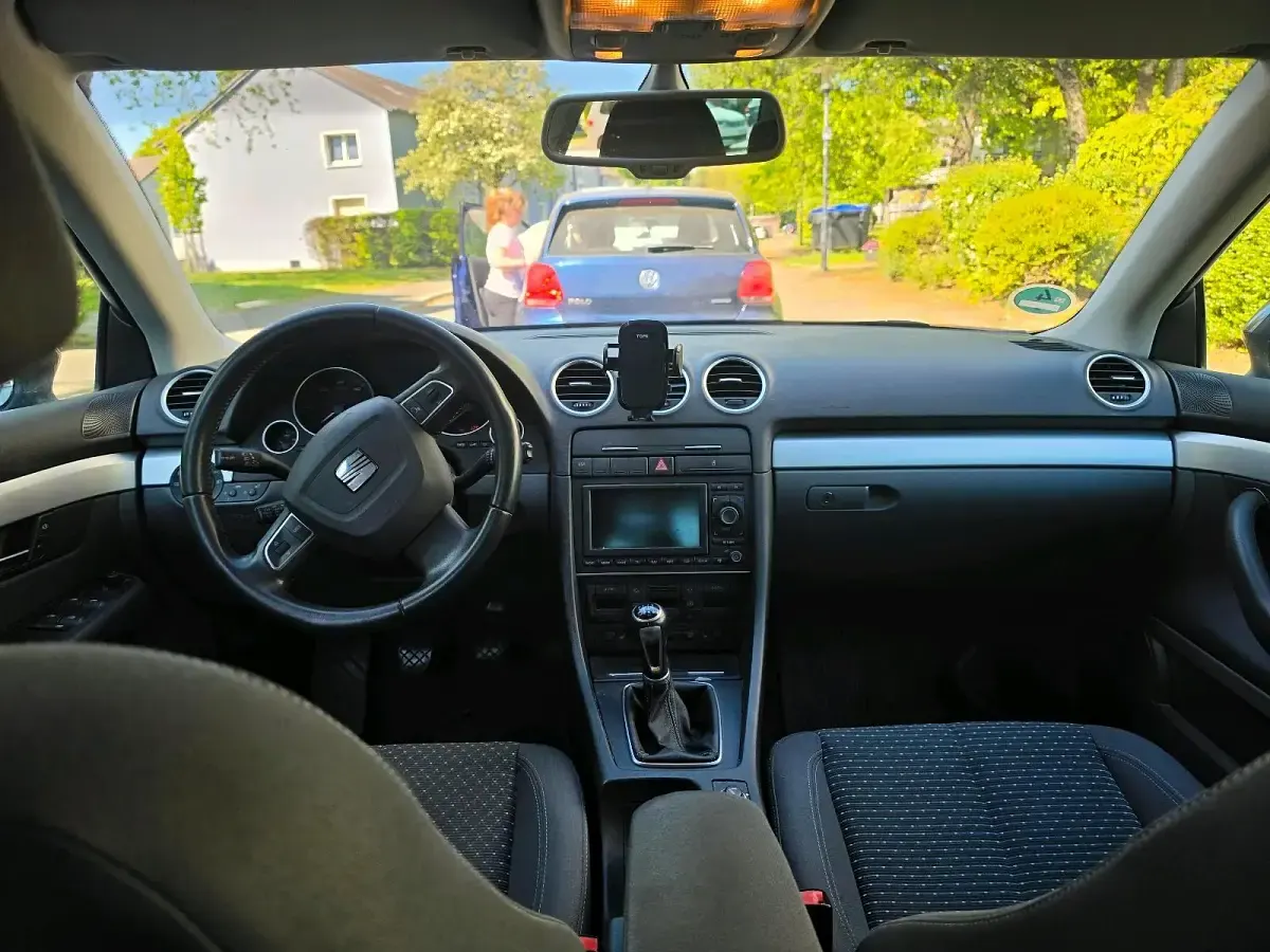Second-hand Seat Exeo 143 CP (105 kW) 2011 Negru Break