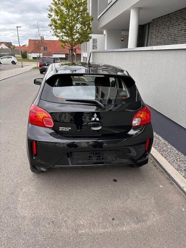 Schwarz Gebraucht 2021 Mitsubishi Space Star Select Kleinwagen | 8.500 € (Guter Preis) - Bild 1/4