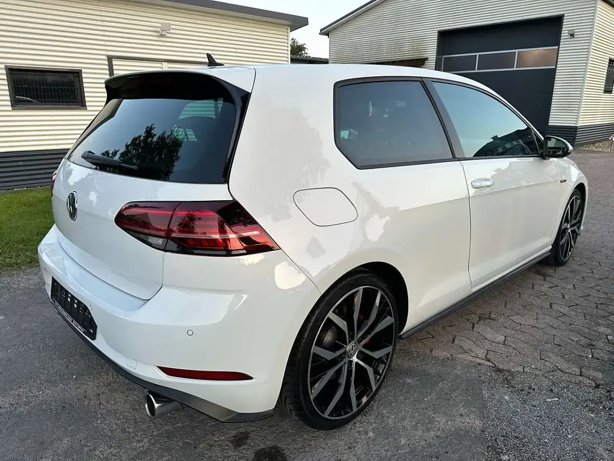 Second-hand VW Golf VII GTI 230 CP (169 kW) 2017 Alb Break